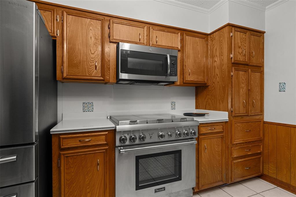 297 James Street Property Photo 19