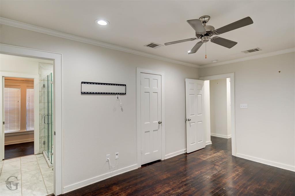 136 Pennsylvania Avenue Property Photo 9