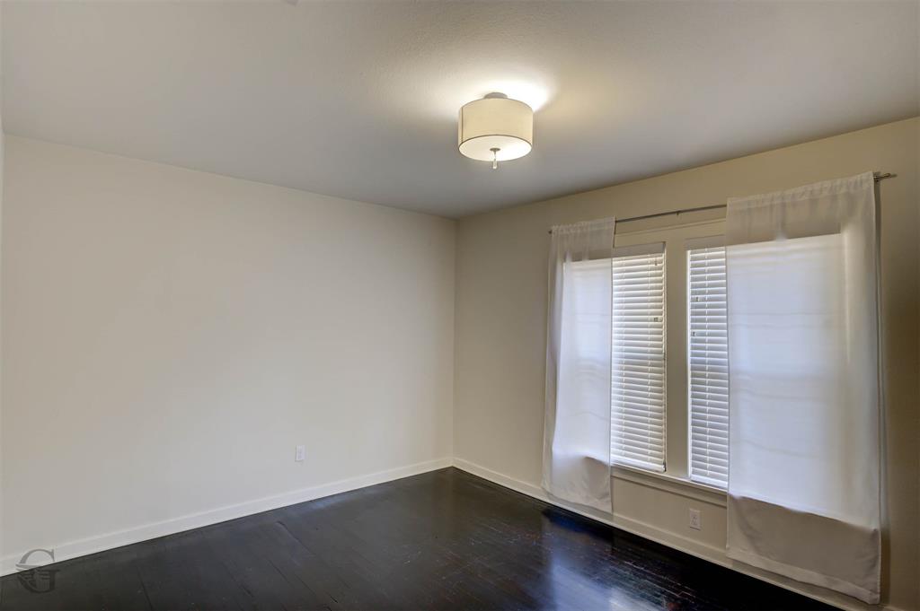 136 Pennsylvania Avenue Property Photo 13