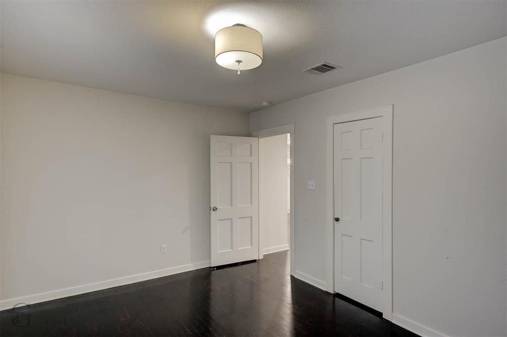 136 Pennsylvania Avenue Property Photo 14