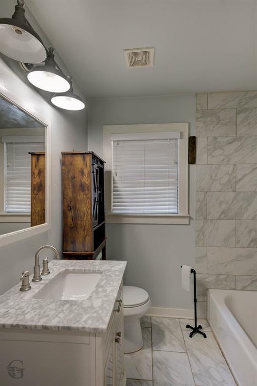 136 Pennsylvania Avenue Property Photo 15