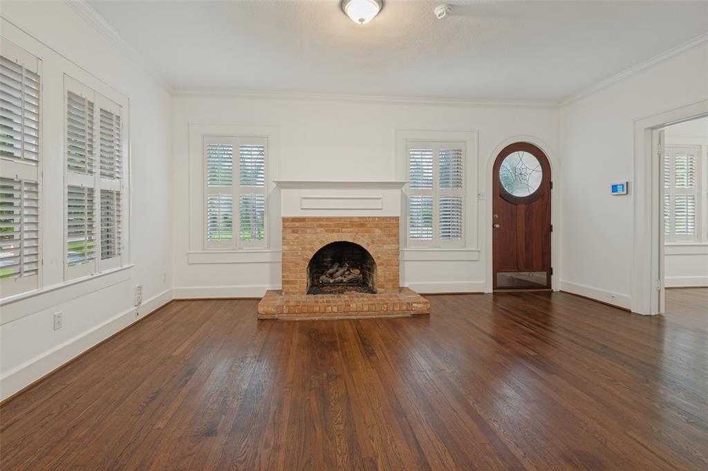 5606 Mercedes Avenue Property Photo 2
