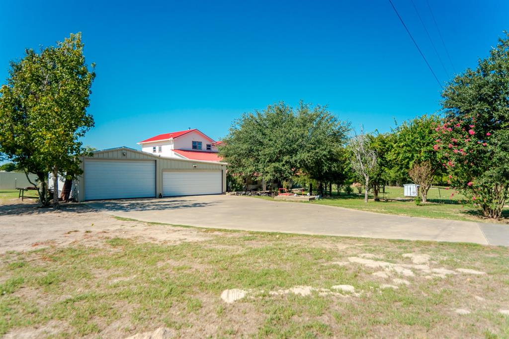 2548 Fm 857 Property Photo 2