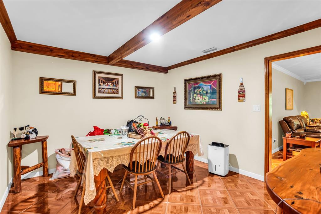 2548 Fm 857 Property Photo 33