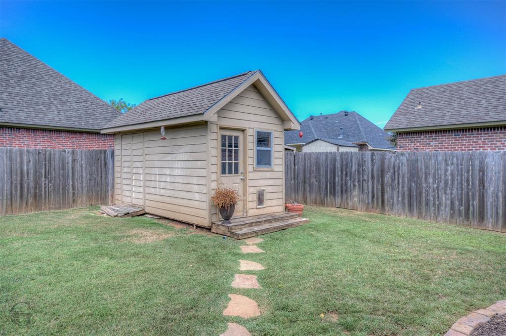 517 Tupelo Drive Property Photo 3