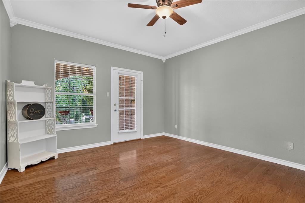 2104 Lakeforest Drive Property Photo 13