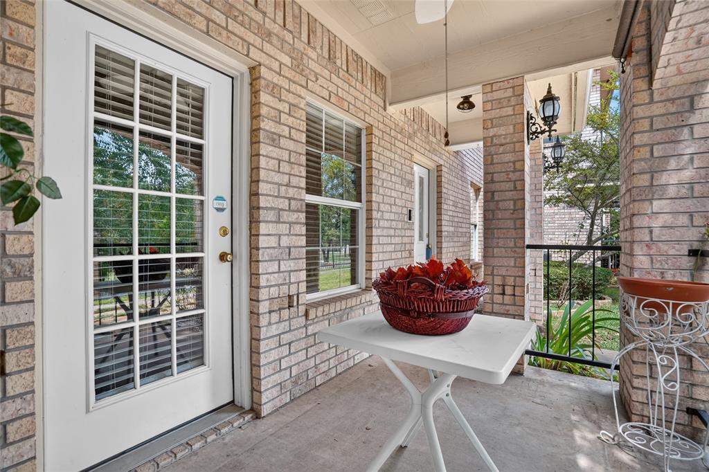 2104 Lakeforest Drive Property Photo 16