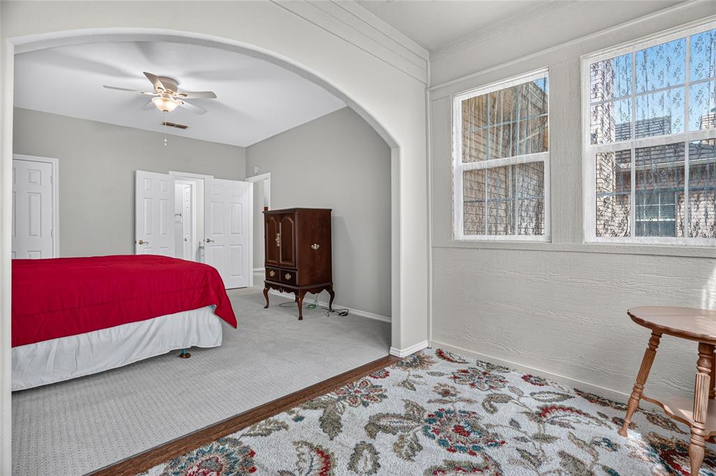 2104 Lakeforest Drive Property Photo 27
