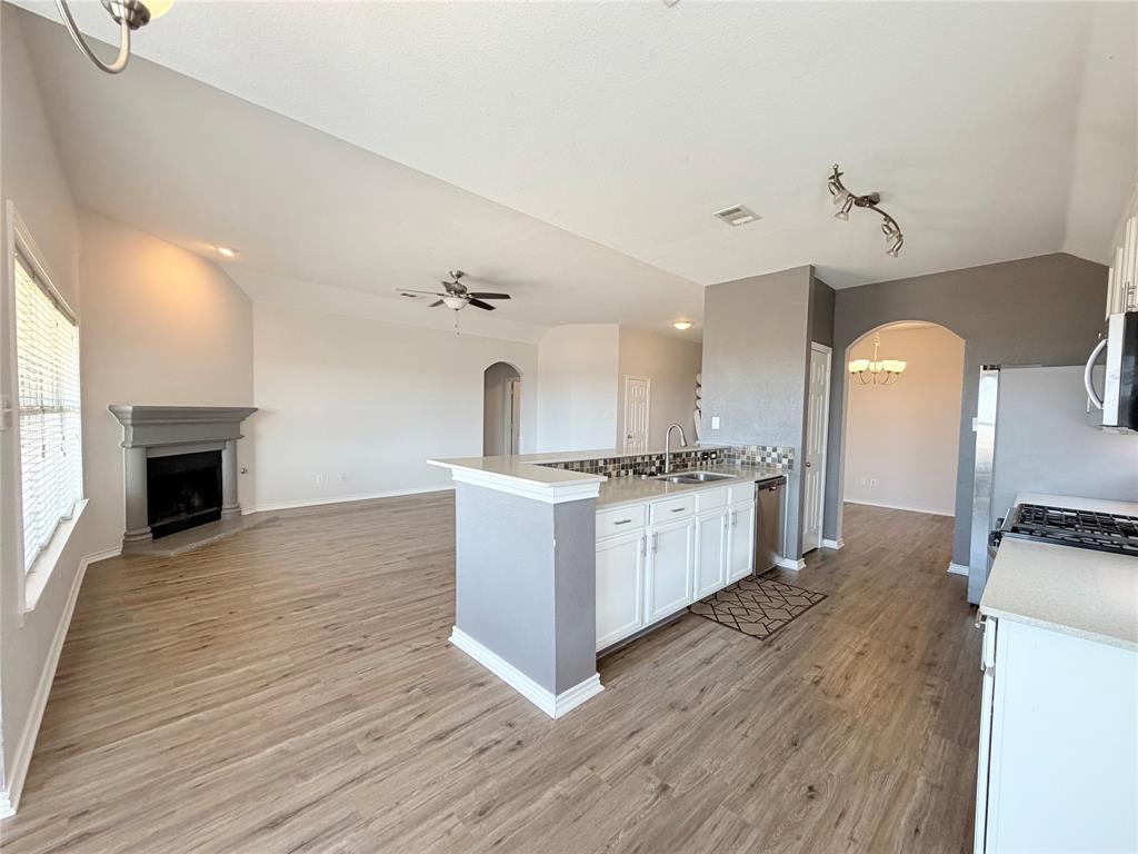 2821 Saddlebred Trail Property Photo 6