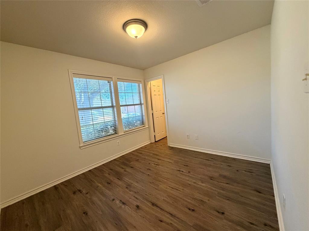 2821 Saddlebred Trail Property Photo 17