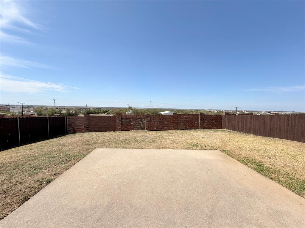 2821 Saddlebred Trail Property Photo 21