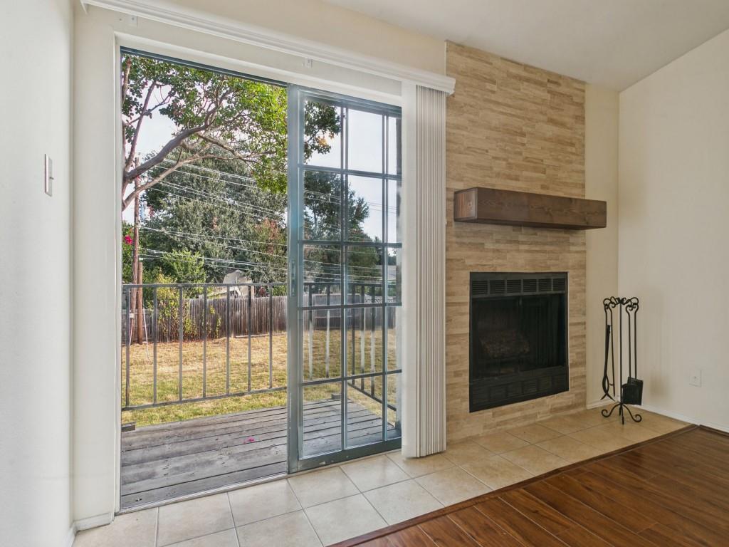 358 W Harwood Road G Property Photo 3