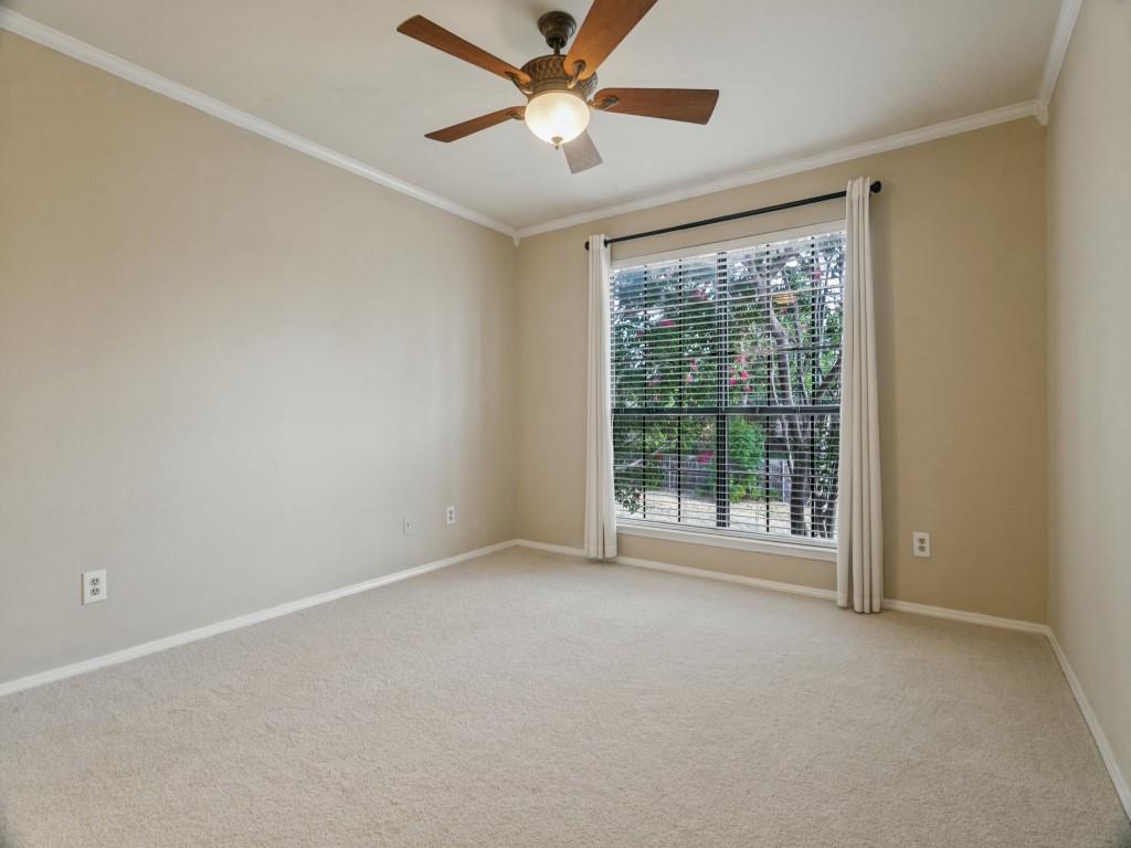 358 W Harwood Road G Property Photo 6
