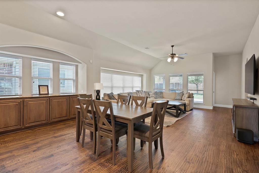 1517 Wright Street Property Photo 15