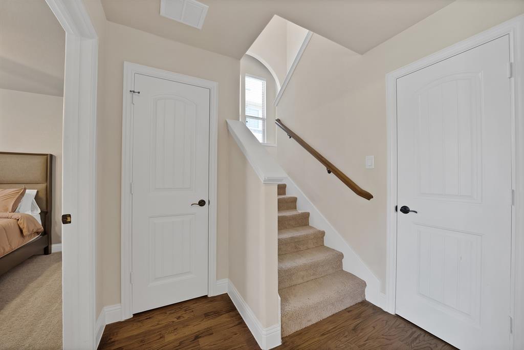 1517 Wright Street Property Photo 36