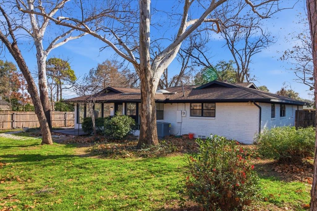 1509 University Drive Property Photo 29