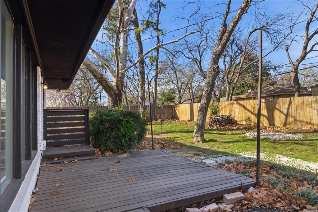 1509 University Drive Property Photo 31
