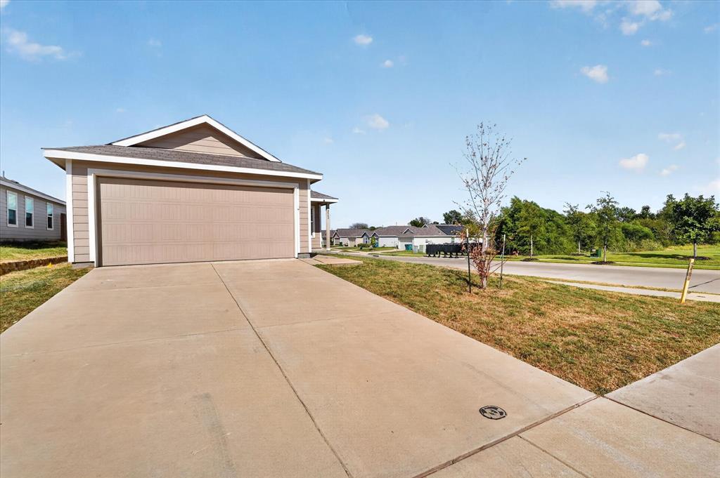 2502 Coronado Way Property Photo 1
