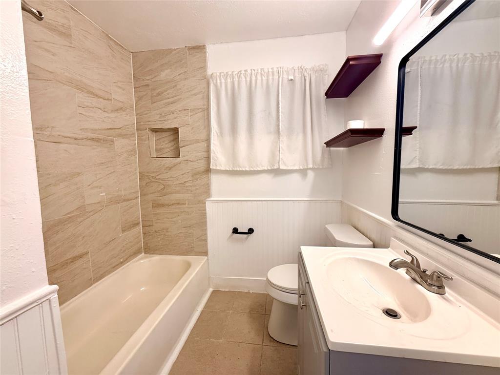 10870 Cassandra Way Property Photo 17