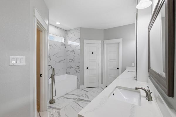 3247 Darvany Drive Property Photo 17