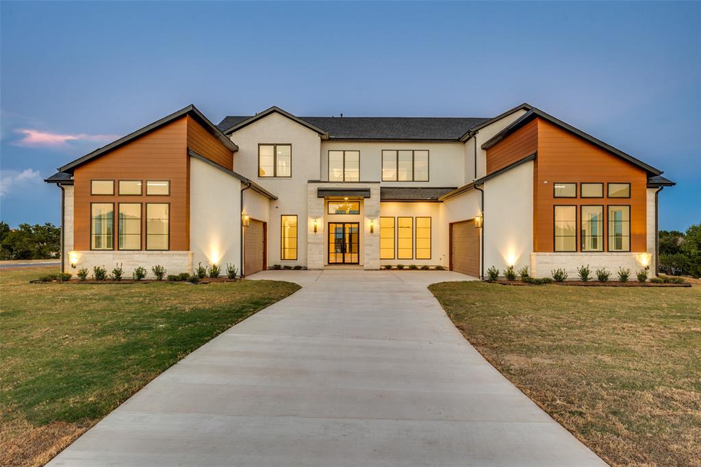6842 Love Court Property Photo 1