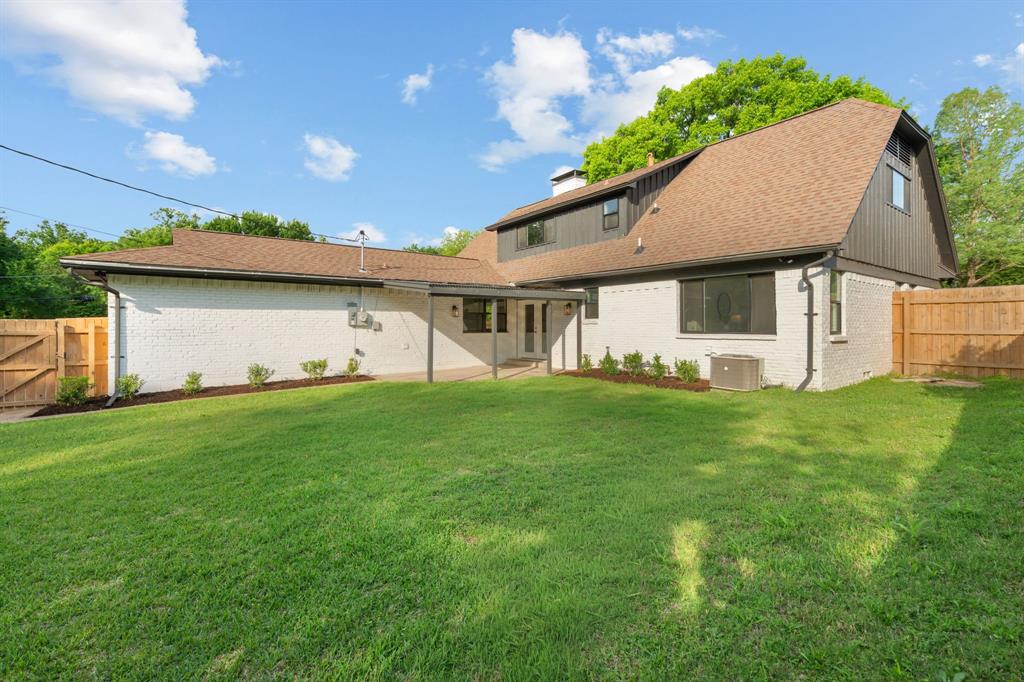 9342 Springwater Drive Property Photo 23