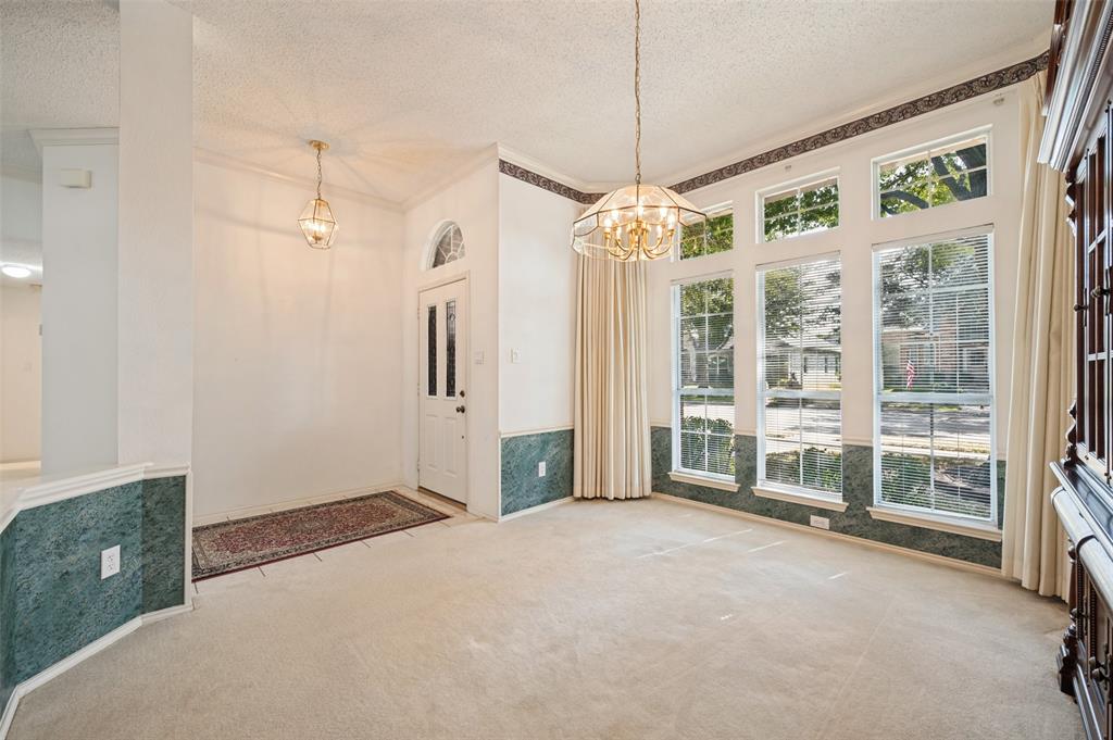 2710 Cheverny Drive Property Photo 4