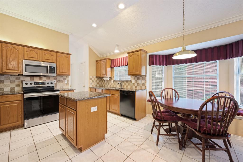 2710 Cheverny Drive Property Photo 10
