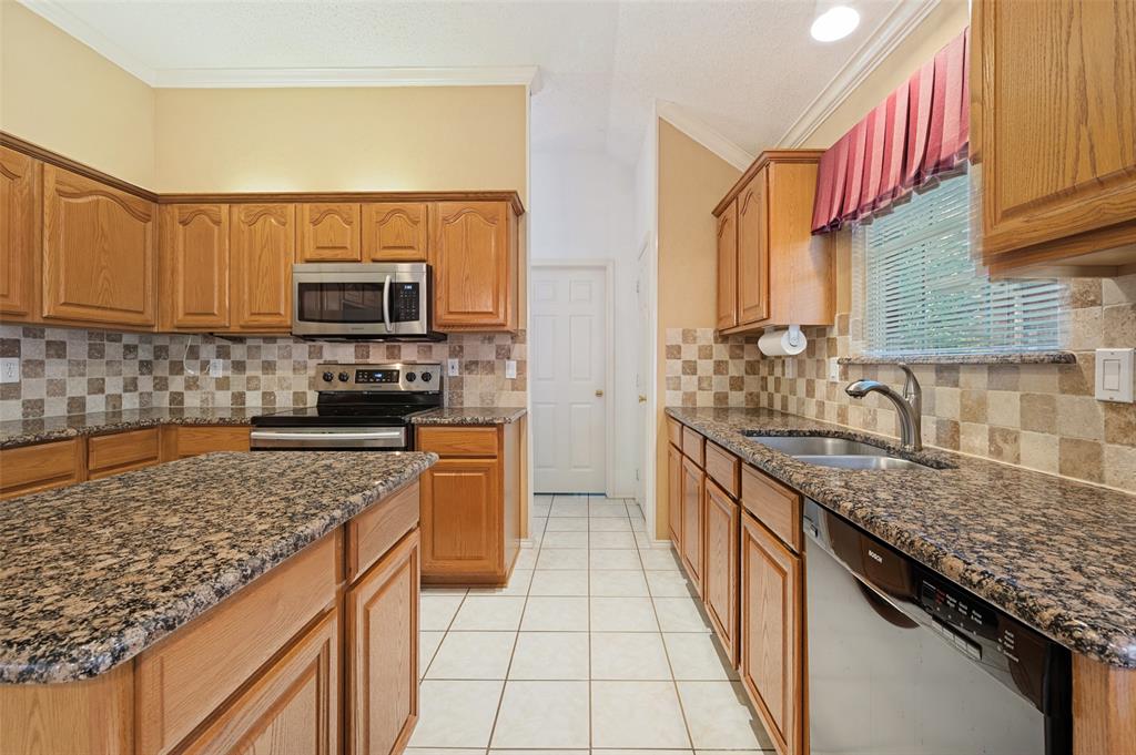 2710 Cheverny Drive Property Photo 13
