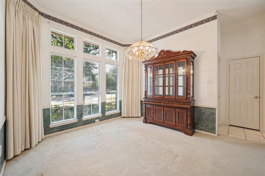 2710 Cheverny Drive Property Photo 14