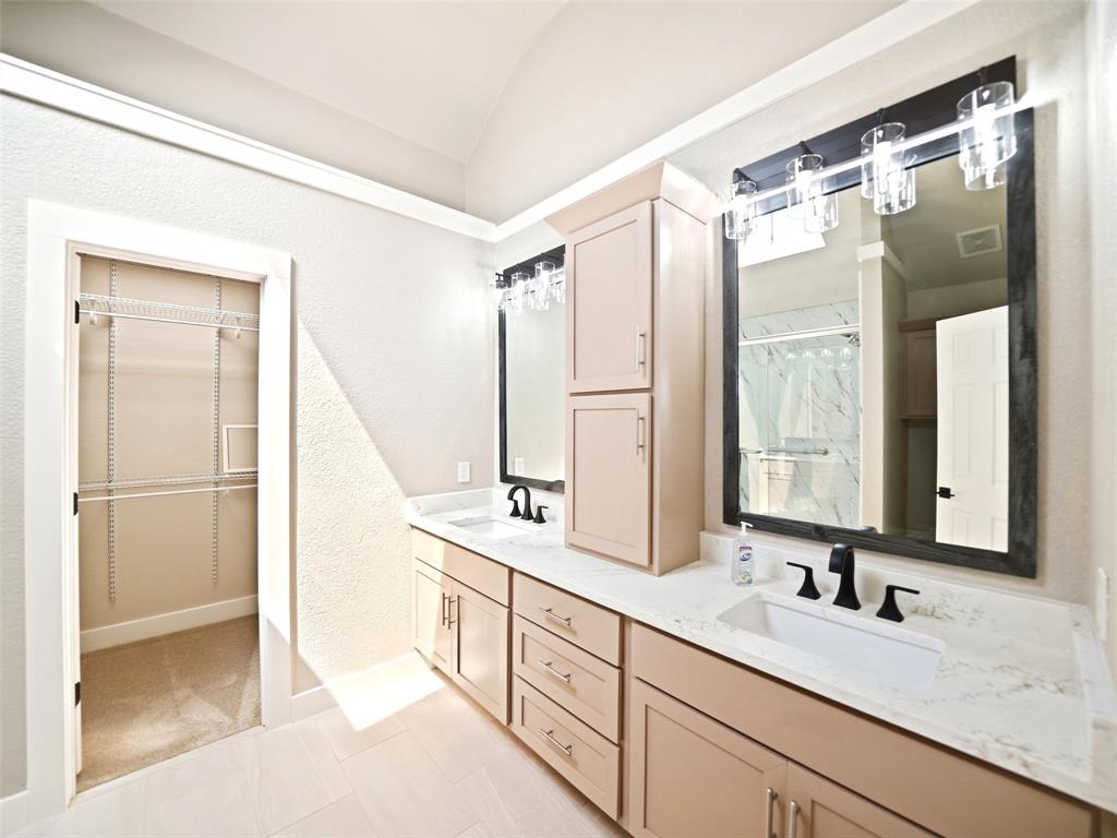 1426 Di Orio Drive Property Photo 15