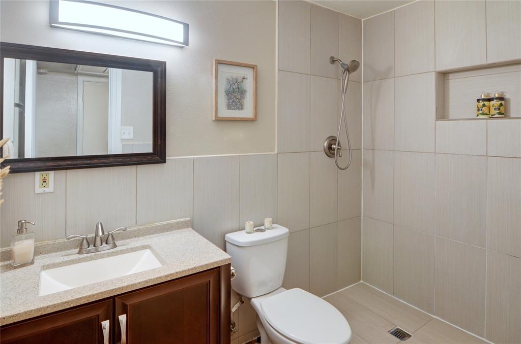 7931 Royal Lane 216 Property Photo 29