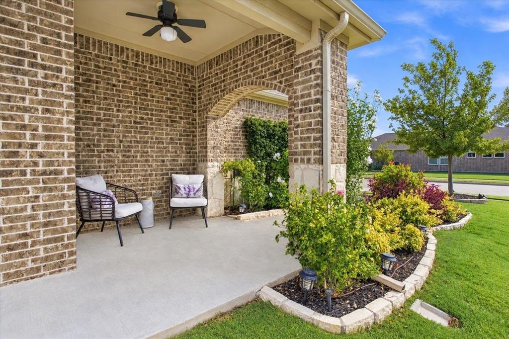 9513 Dusky Trail Property Photo 1