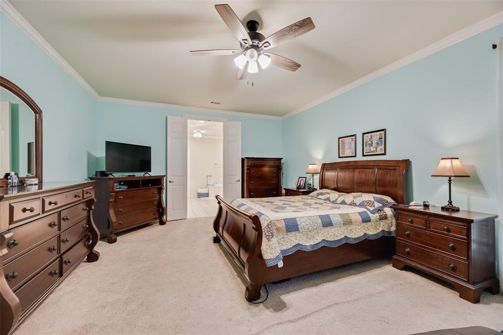208 Stanford Court Property Photo 15