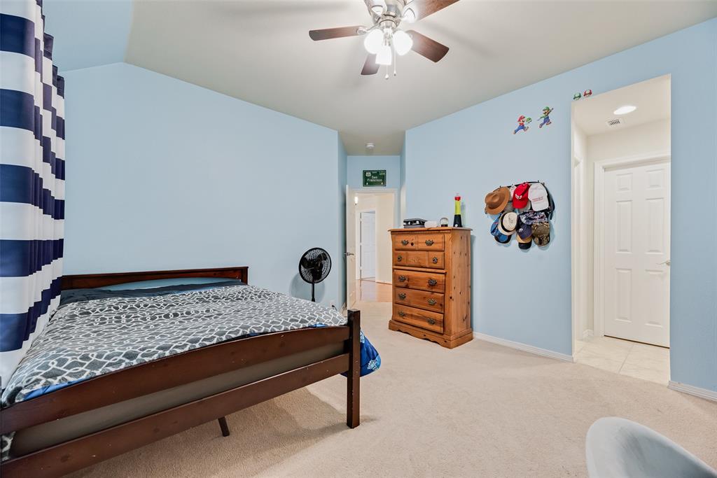 208 Stanford Court Property Photo 21