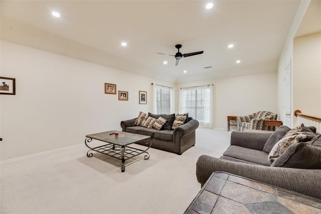 208 Stanford Court Property Photo 31