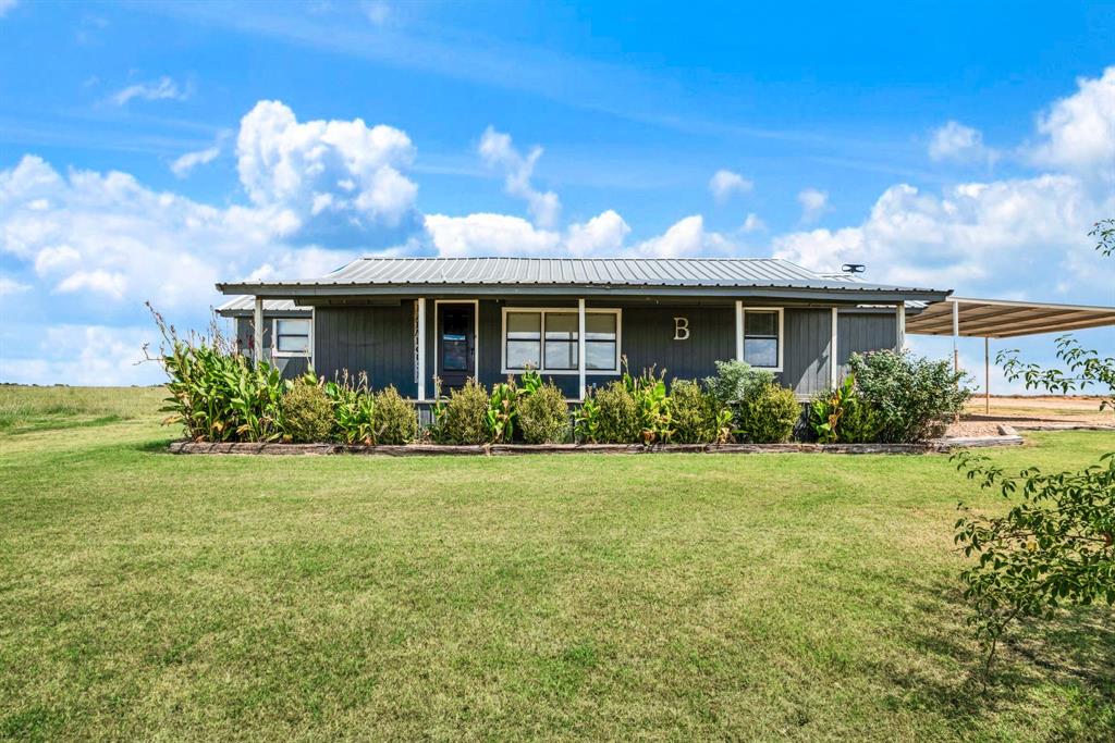 1473 County Road 23900 Property Photo 1