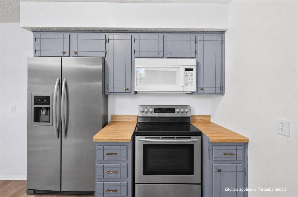 2461 Lisa Street Property Photo 11