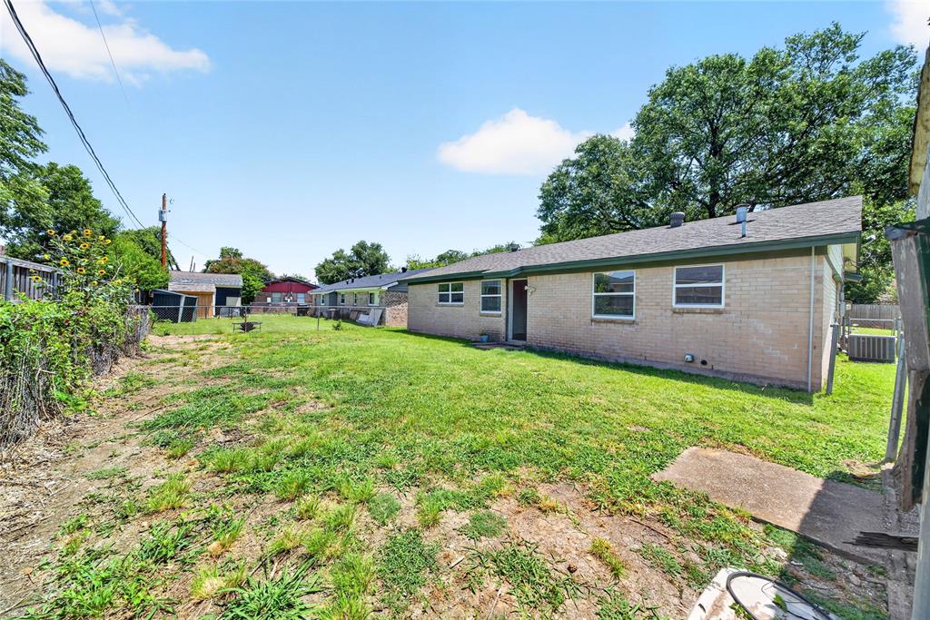 2461 Lisa Street Property Photo 18