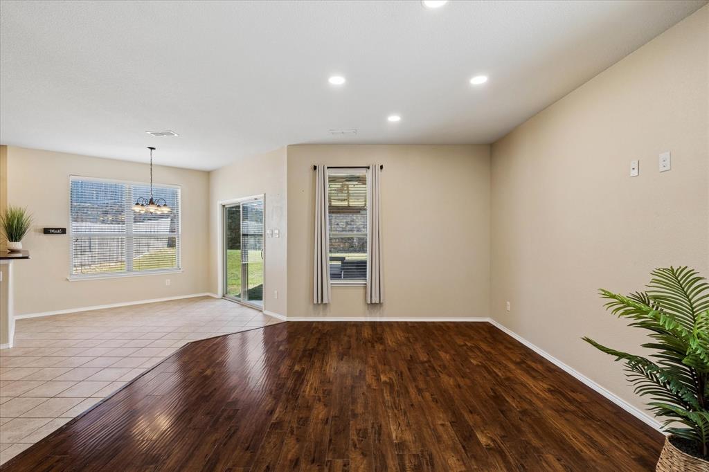 3413 Seaside Drive Property Photo 9