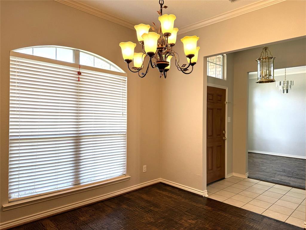 1419 Glendover Drive Property Photo 3