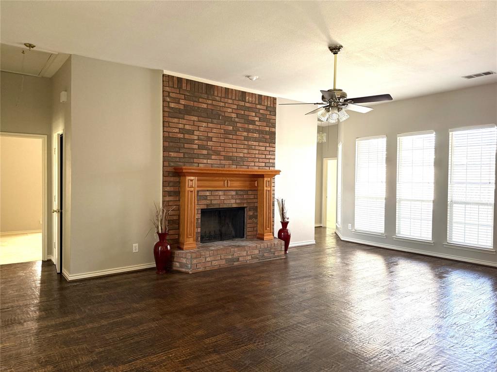 1419 Glendover Drive Property Photo 8