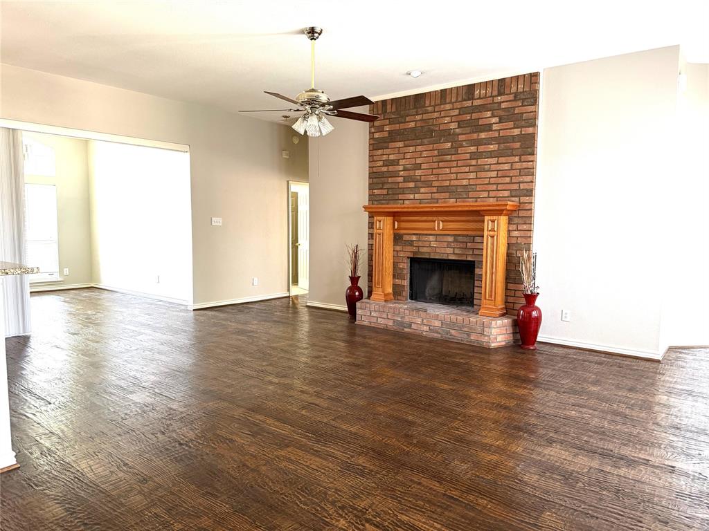 1419 Glendover Drive Property Photo 9
