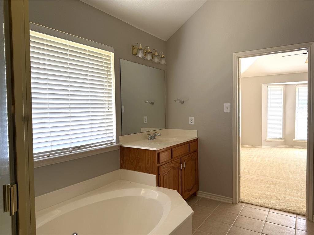 1419 Glendover Drive Property Photo 14