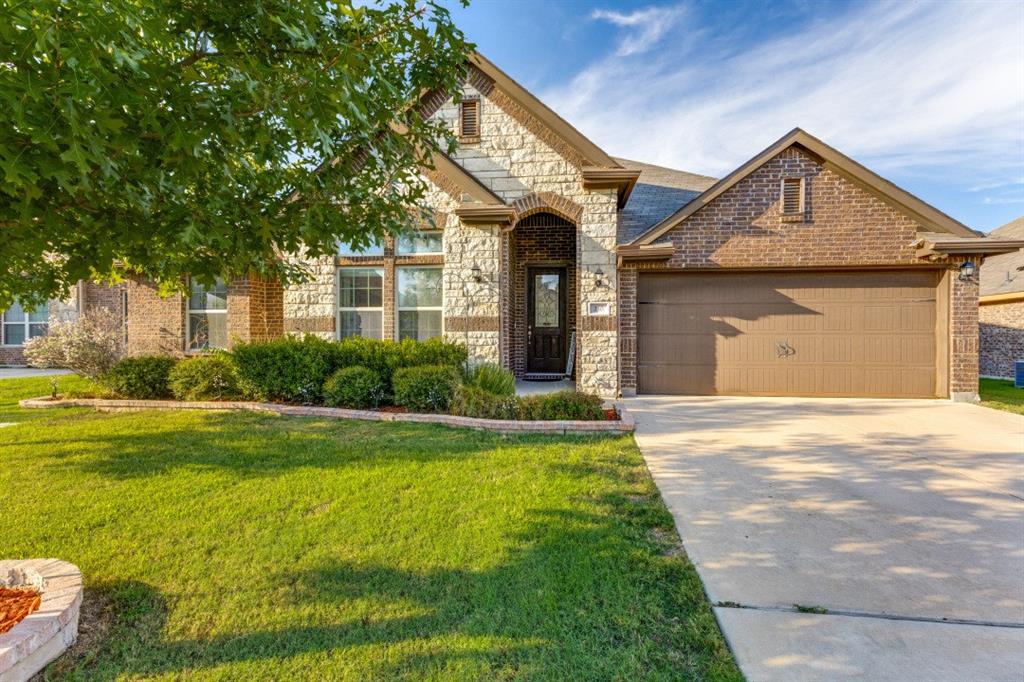 210 Ovaletta Drive Property Photo 1