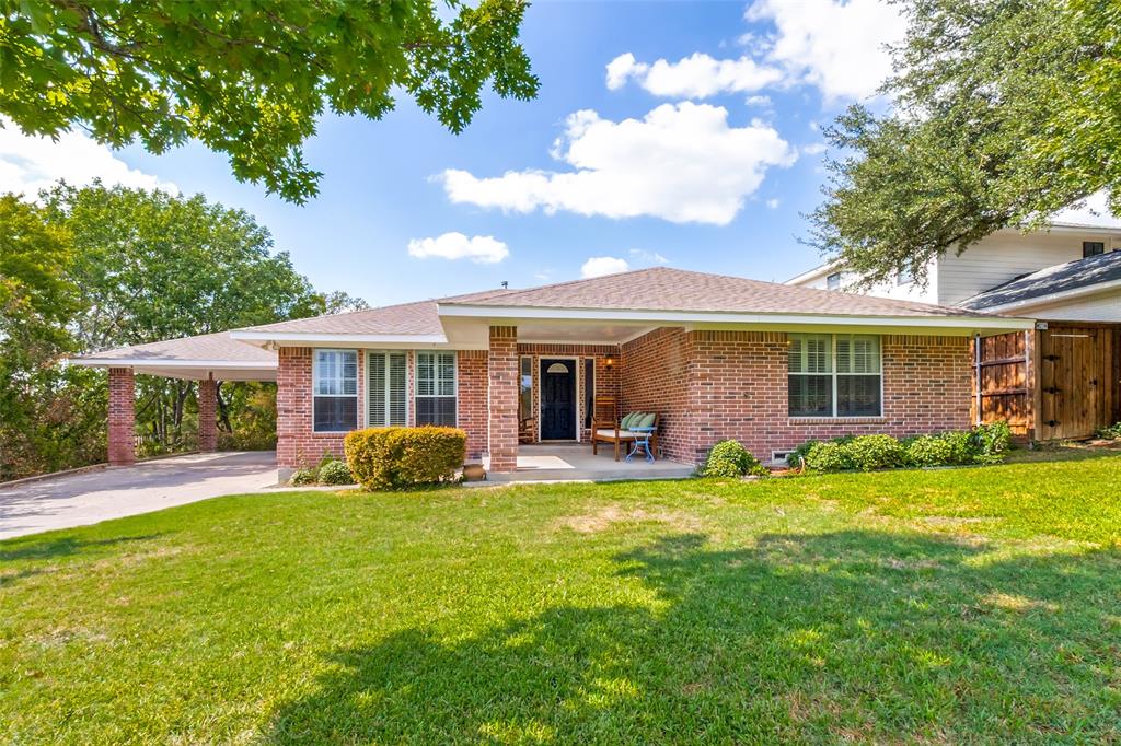 9005 Lanshire Drive Property Photo 1
