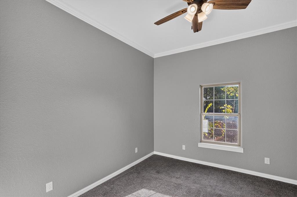 617 E Chambers Street Property Photo 17