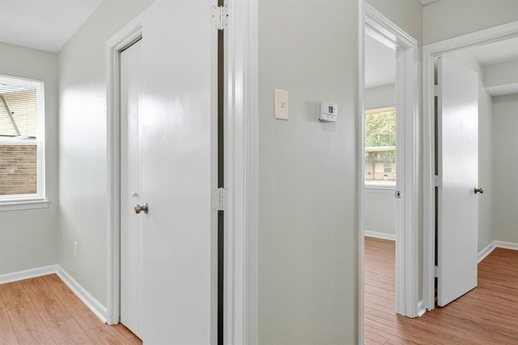 1340 E Park Drive Property Photo 10