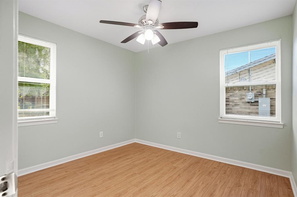 1340 E Park Drive Property Photo 11