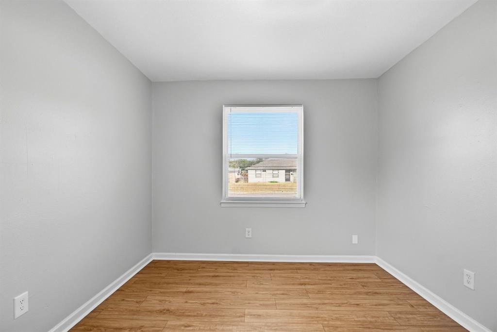 1340 E Park Drive Property Photo 15